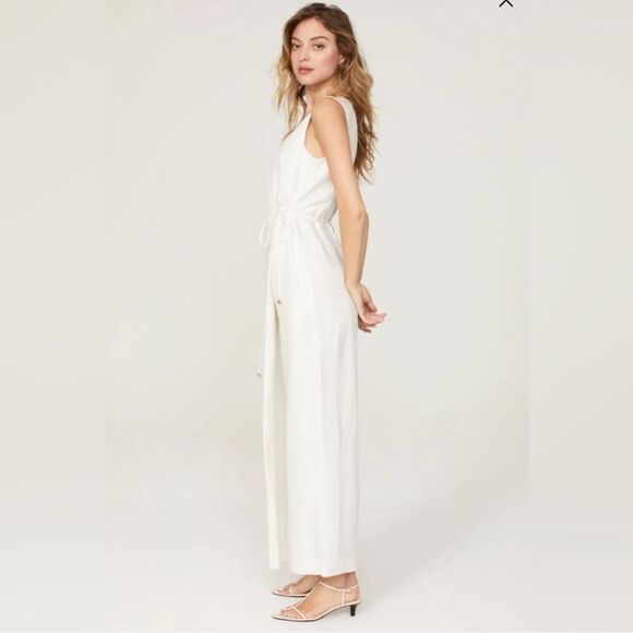Rosetta Getty Collective | White Apron Linen
Jumpsuit Size 8 - Picture 16 of 16